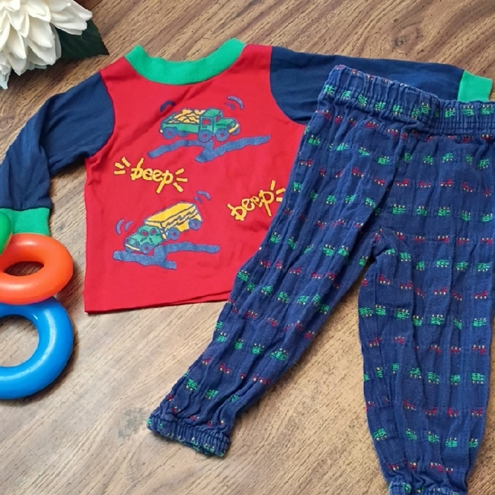 ♥️ Vintage 24 Months Liberty Red and Blue Car Print Pajama Set
